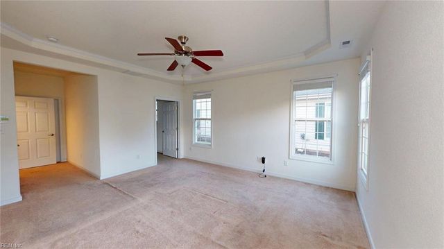 519 Dunning LN, Chesapeake, VA 23322