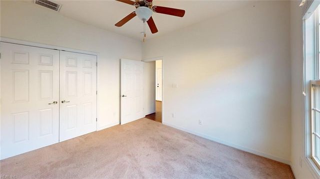 519 Dunning LN, Chesapeake, VA 23322