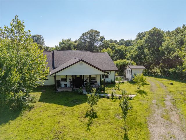 3959 County Road 811, Green Forest, AR 72638