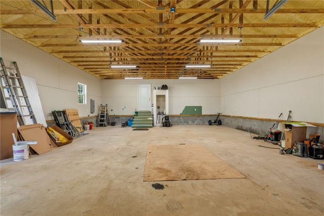 3959 County Road 811, Green Forest, AR 72638