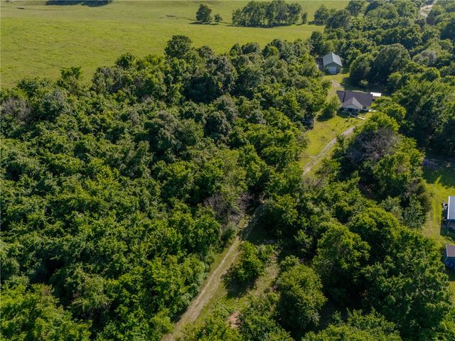 3959 County Road 811, Green Forest, AR 72638