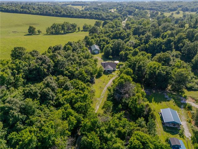 3959 County Road 811, Green Forest, AR 72638