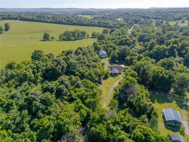 3959 County Road 811, Green Forest, AR 72638