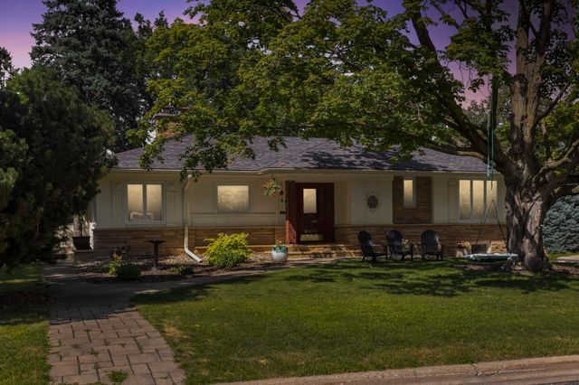 4900 Frontenac Avenue, Golden Valley, MN 55422
