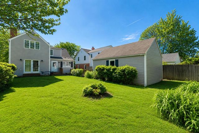 4943 N Diversey BOULEVARD, Whitefish Bay, WI 53217