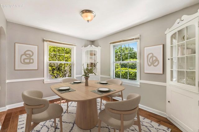 4943 N Diversey BOULEVARD, Whitefish Bay, WI 53217