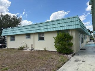 101 CAMBRIDGE TRAIL 200, Sun City Center, FL 33573