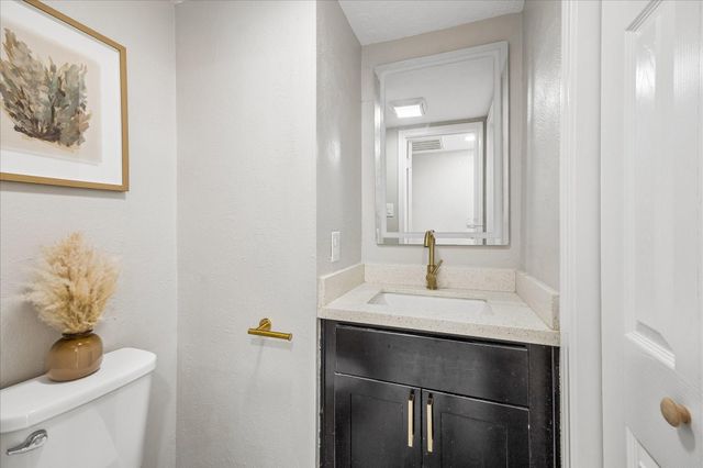 14643 S Hearthstone Green Drive, Houston, TX 77095