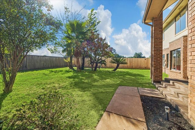 14643 S Hearthstone Green Drive, Houston, TX 77095