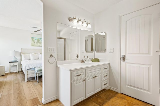 2011 Vista, Crystal Beach, TX 77650