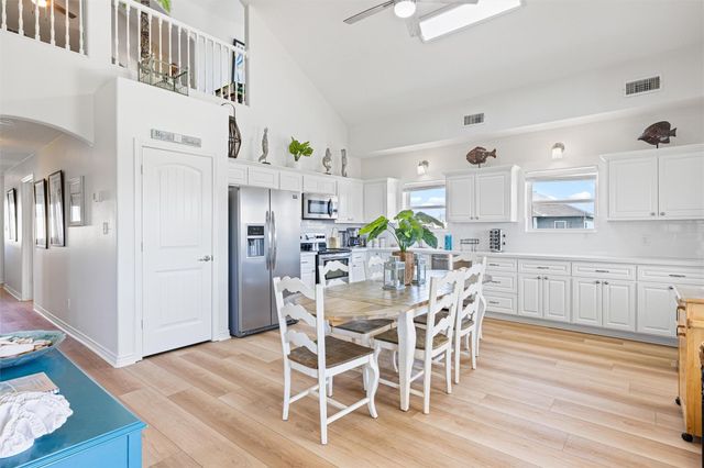 2011 Vista, Crystal Beach, TX 77650