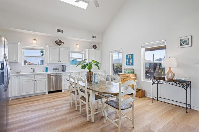 2011 Vista, Crystal Beach, TX 77650