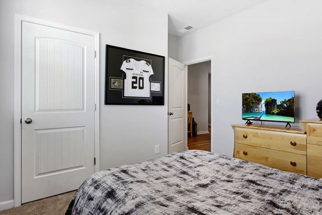 5017 Benelli Dr, Lebanon, TN 37090