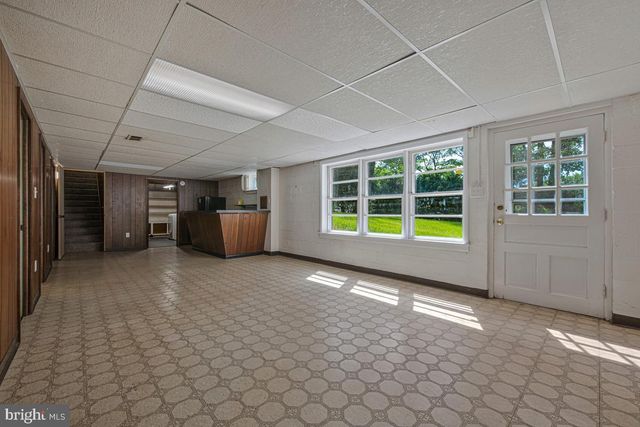9937 FERNDALE AVE, Columbia, MD 21046