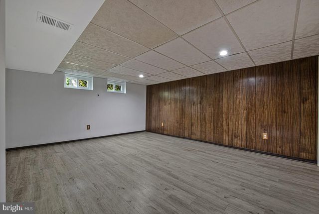 9937 FERNDALE AVE, Columbia, MD 21046