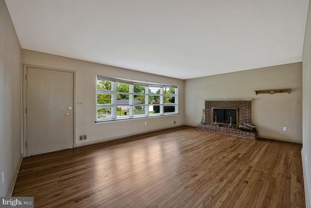 9937 FERNDALE AVE, Columbia, MD 21046