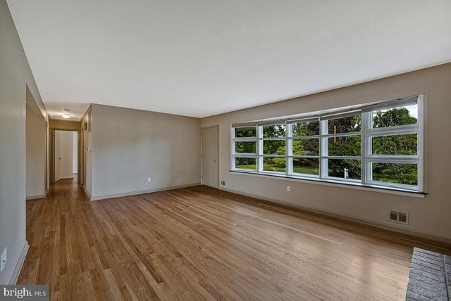 9937 FERNDALE AVE, Columbia, MD 21046