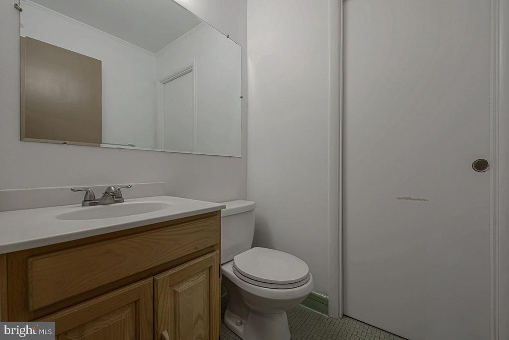 Image 20 of property listing at 9937 FERNDALE AVE, Columbia, MD 21046
