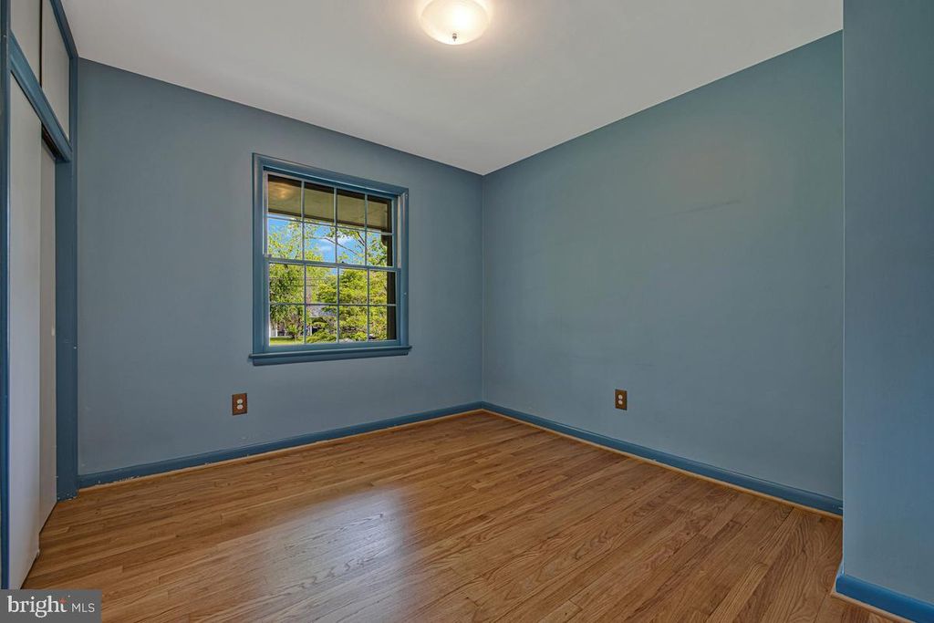 Image 29 of property listing at 9937 FERNDALE AVE, Columbia, MD 21046