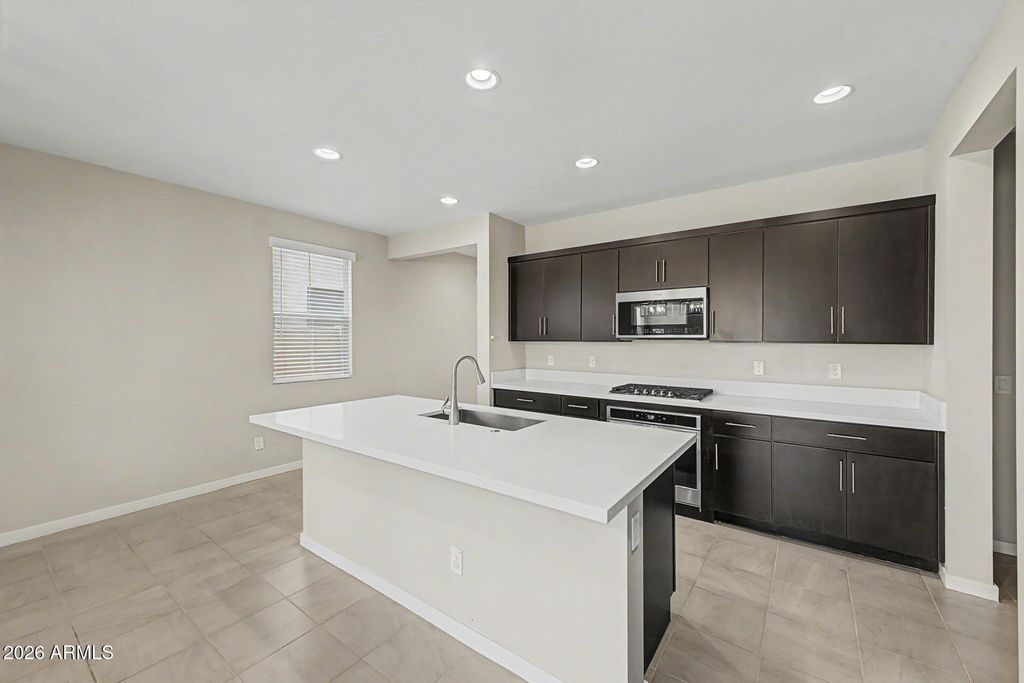 12035 W WIER Avenue, Avondale, AZ 85323 — photo 5