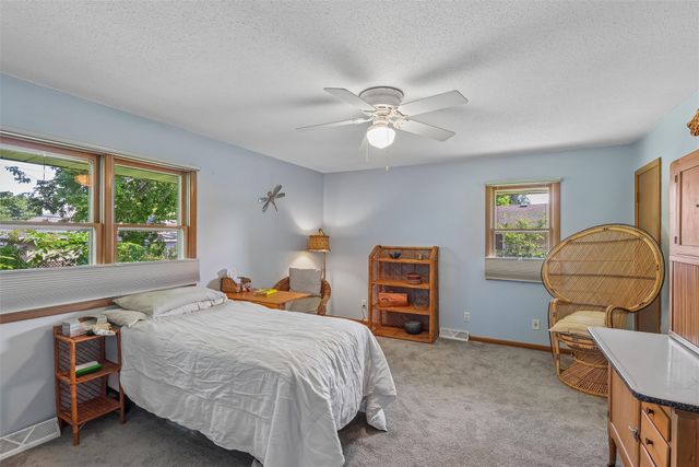 416 N 11th Street Place, Adel, IA 50003