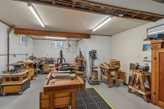 416 N 11th Street Place, Adel, IA 50003