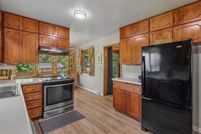 416 N 11th Street Place, Adel, IA 50003