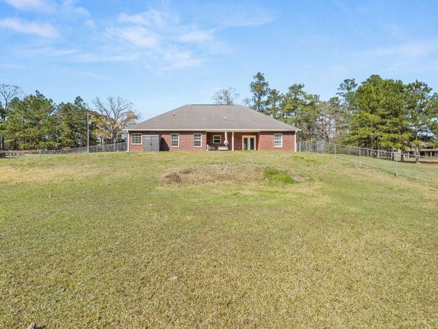 183 Lemay Stephens Rd, Leesville, LA 71446