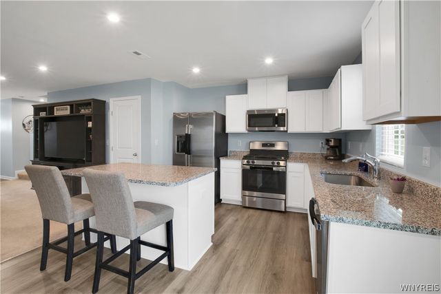 126 South Drive, West Seneca, NY 14218