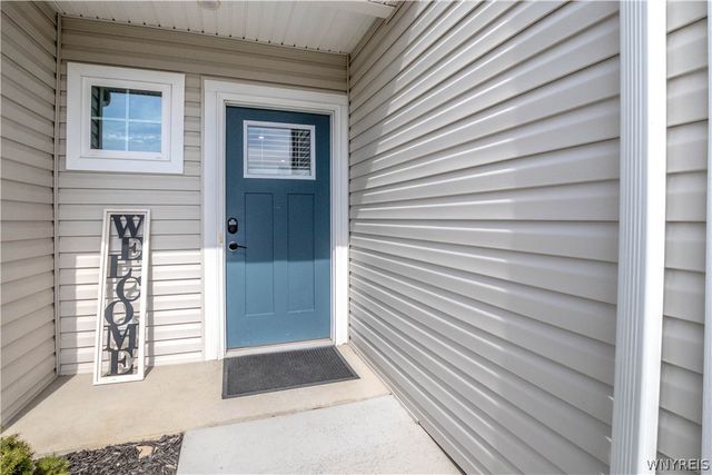 126 South Drive, West Seneca, NY 14218