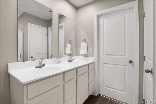 126 South Drive, West Seneca, NY 14218