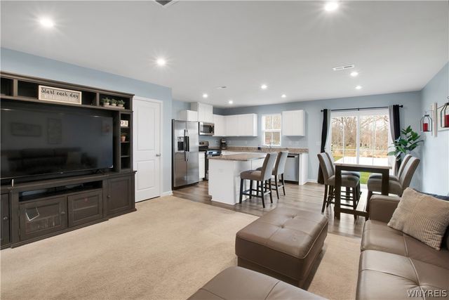 126 South Drive, West Seneca, NY 14218