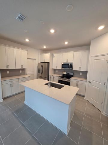 5637 NINA WAY, St Cloud, FL 34771