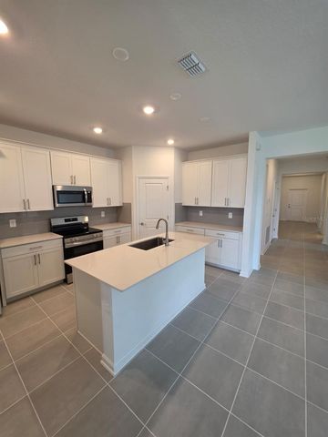 5637 NINA WAY, St Cloud, FL 34771