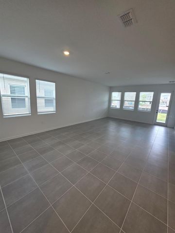 5637 NINA WAY, St Cloud, FL 34771