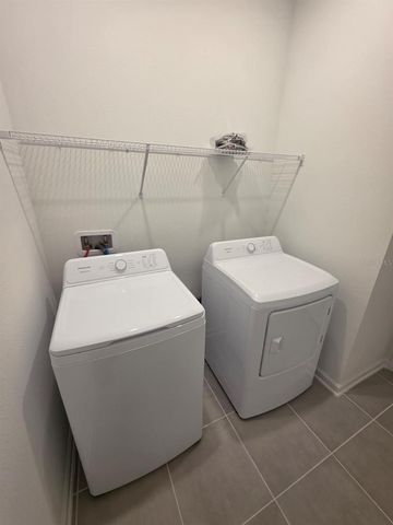 5637 NINA WAY, St Cloud, FL 34771