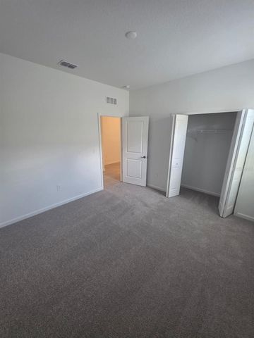 5637 NINA WAY, St Cloud, FL 34771