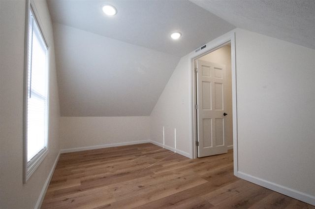 56 Lathrop Avenue, Battle Creek, MI 49014