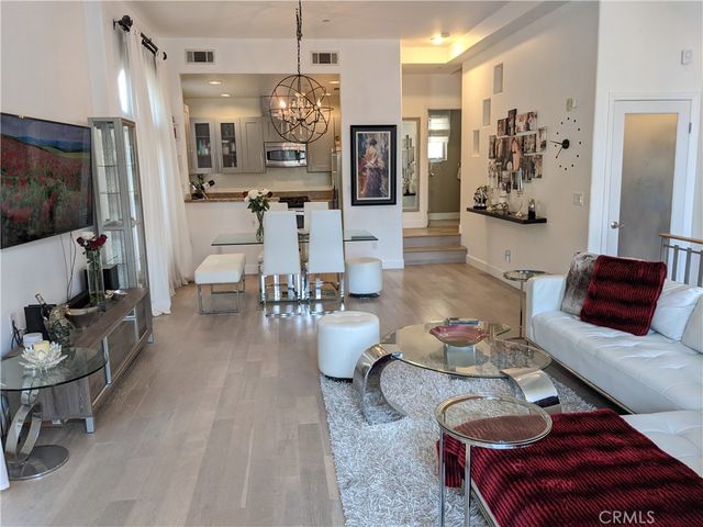 13260 Landale Street, Sherman Oaks, CA 91423