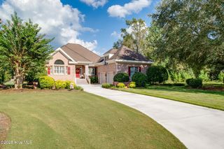 180 Pilot House Drive, Wallace, NC 28466