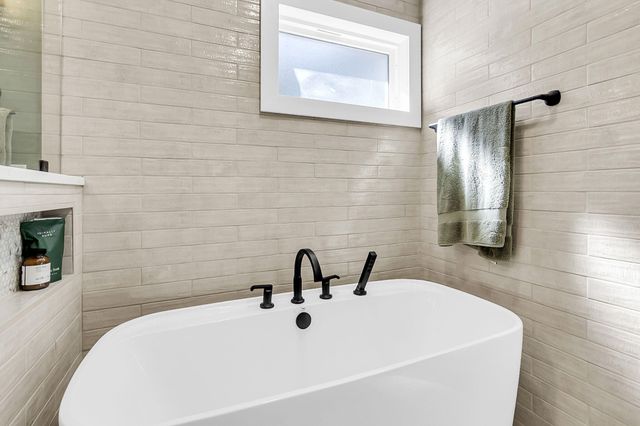 2059 Prospect Hill Drive, Mount Pleasant, SC 29464