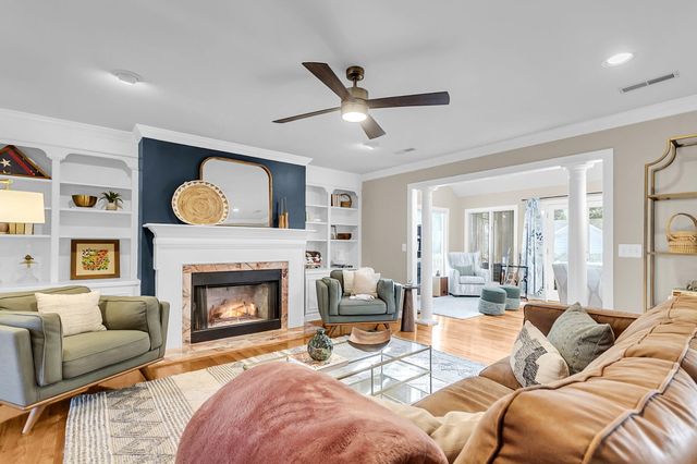 2059 Prospect Hill Drive, Mount Pleasant, SC 29464