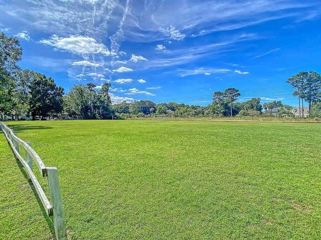 2059 Prospect Hill Drive, Mount Pleasant, SC 29464