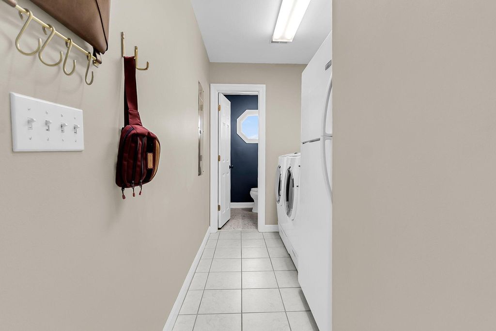 Image 52 of property listing at 2059 Prospect Hill Drive, Mount Pleasant, SC 29464