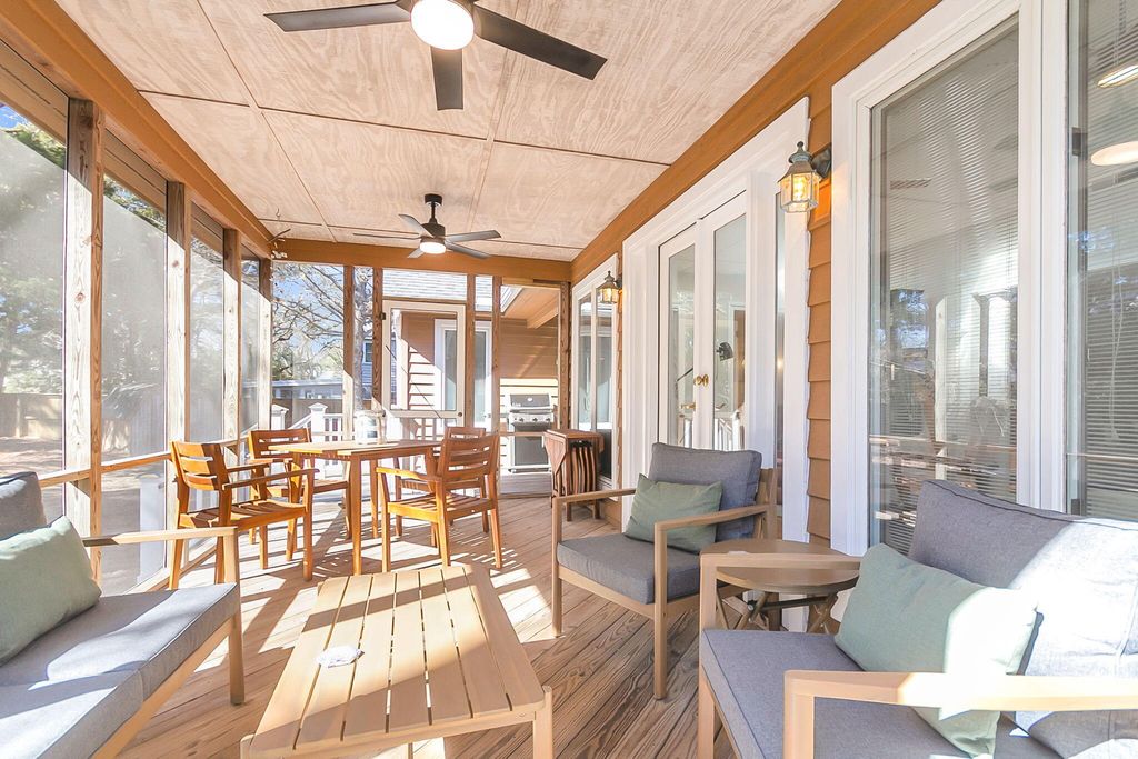 Image 58 of property listing at 2059 Prospect Hill Drive, Mount Pleasant, SC 29464