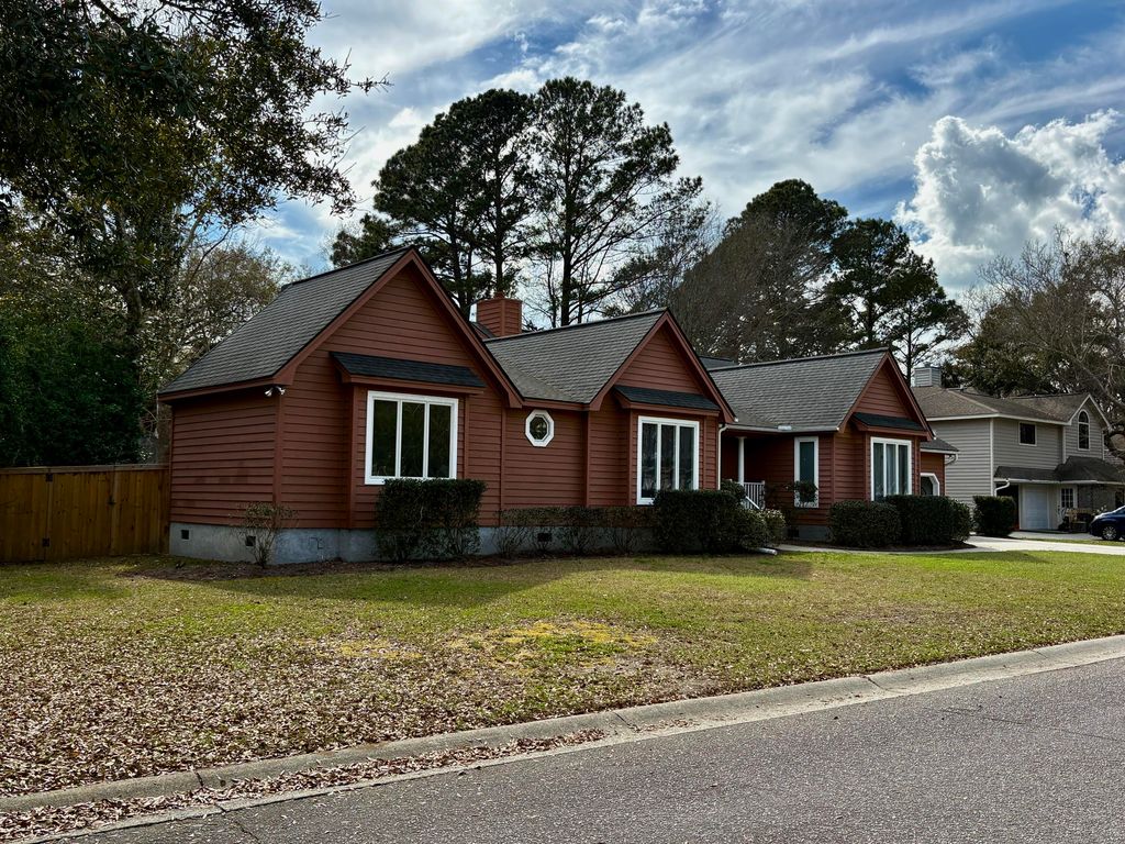 Image 67 of property listing at 2059 Prospect Hill Drive, Mount Pleasant, SC 29464