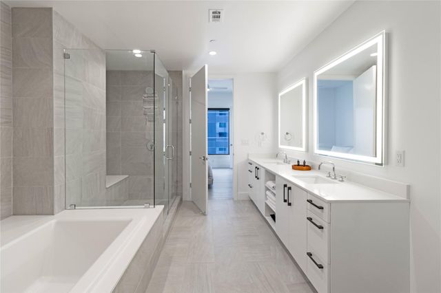 808 Crawford St Street 4114, Houston, TX 77010