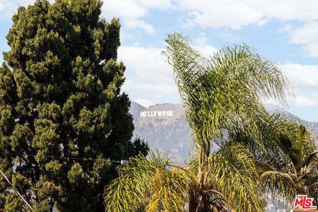 837 Waterloo Street, Los Angeles, CA 90026