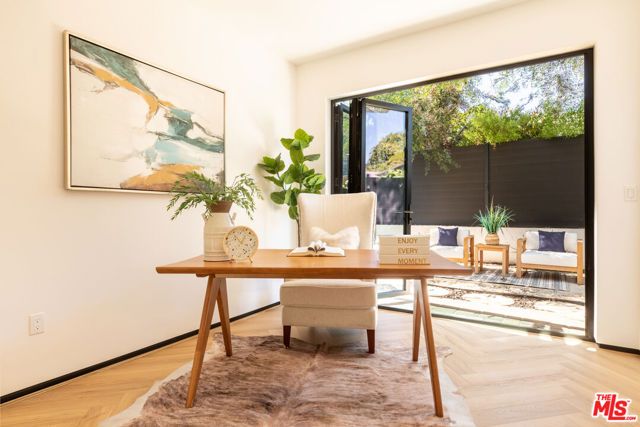 837 Waterloo Street, Los Angeles, CA 90026