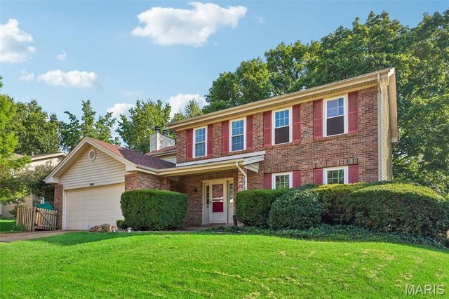 800 Eaglebrooke Drive, Ballwin, MO 63021